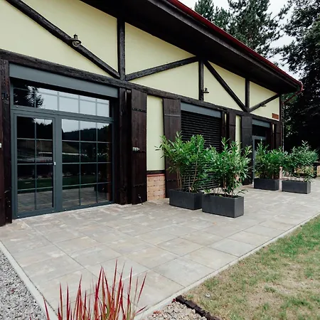 Fajnové Apartamento Vyhne