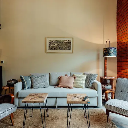 Fajnove 아파트 비헨